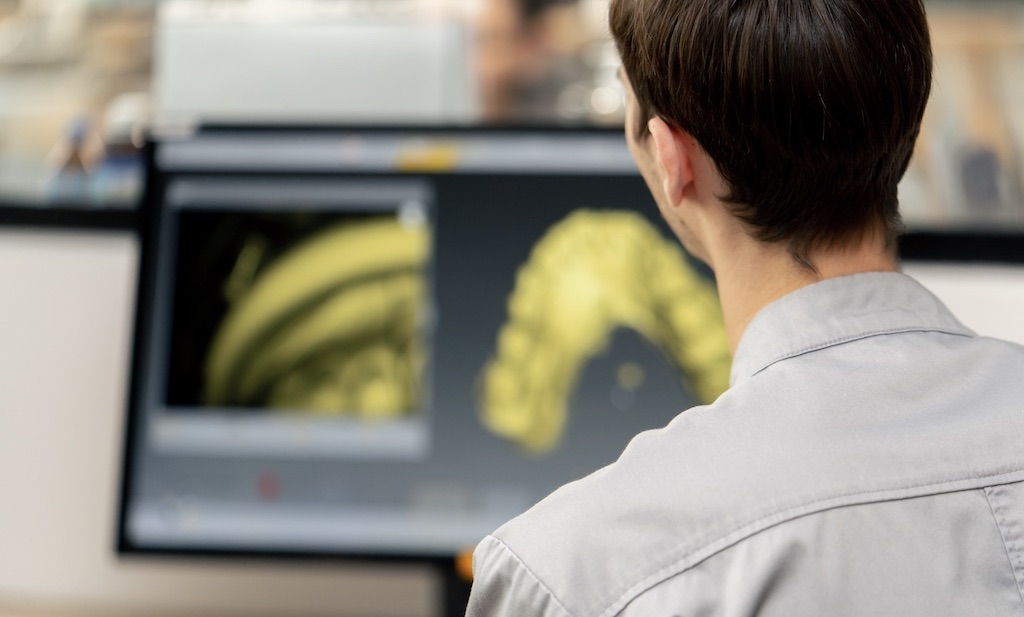 shutterstock_2528327139 压缩 2.jpeg